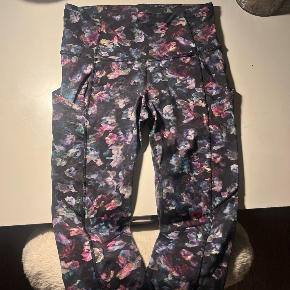 Lululemon Patterned 25” Leggings